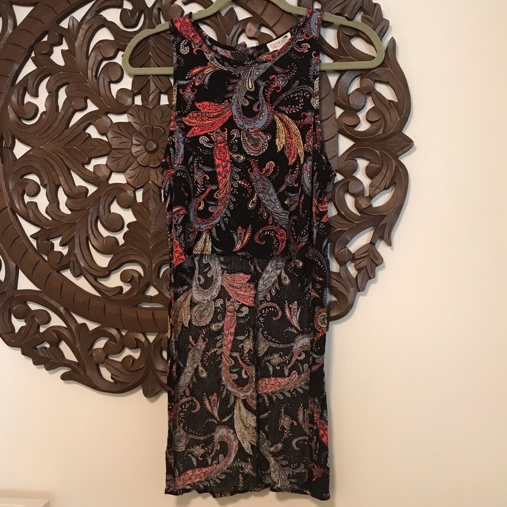 Paisley, cropped LA Hearts festival top. Medium